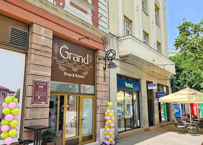 Prenociste Nikolas Grand