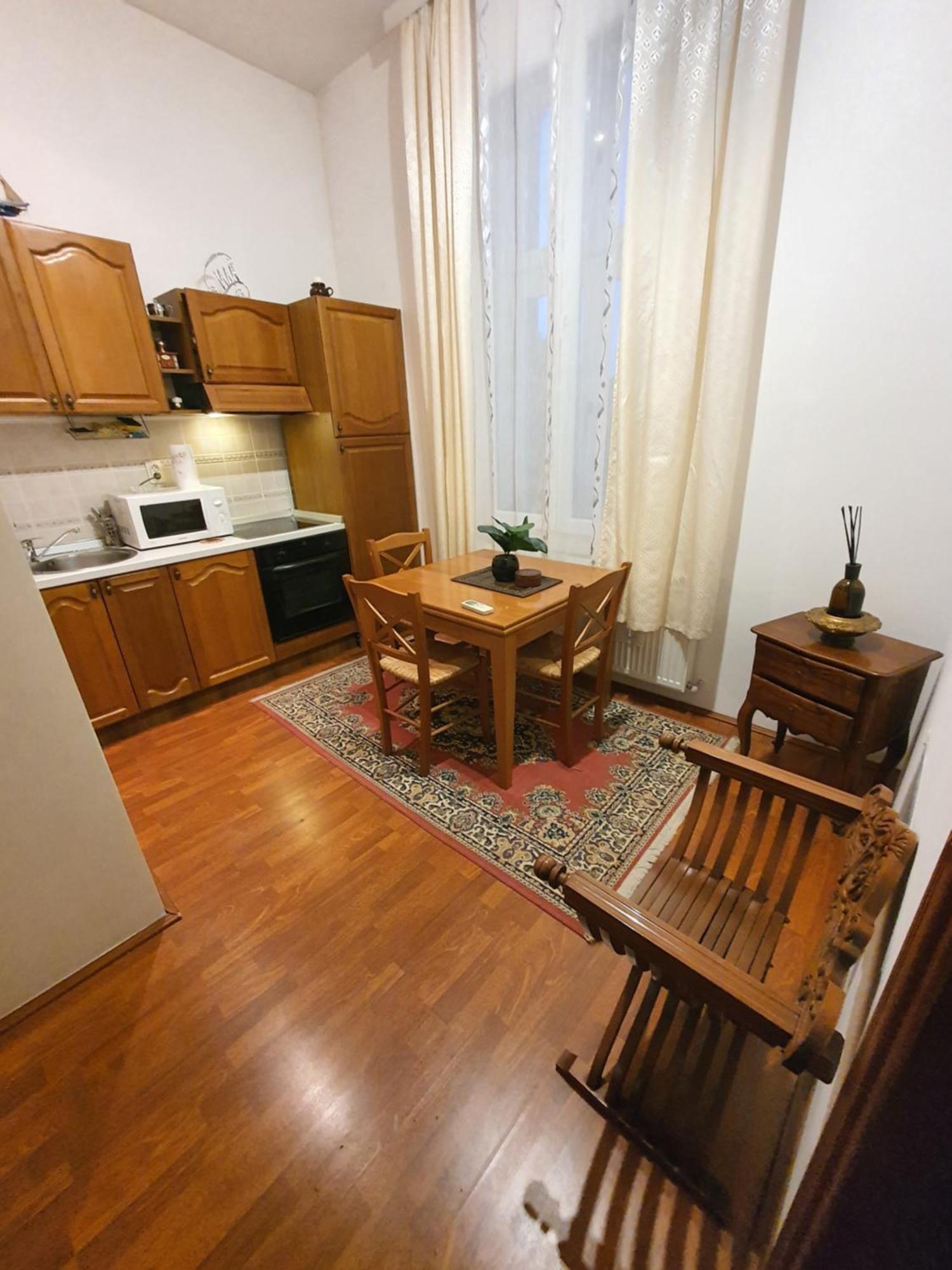 Prenociste Nikolas Grand Apartment *